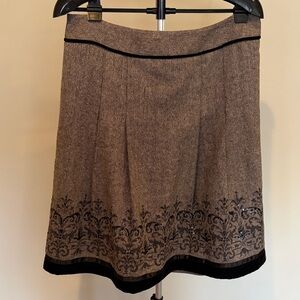 LOFT Black and Tan A-Line Skirt